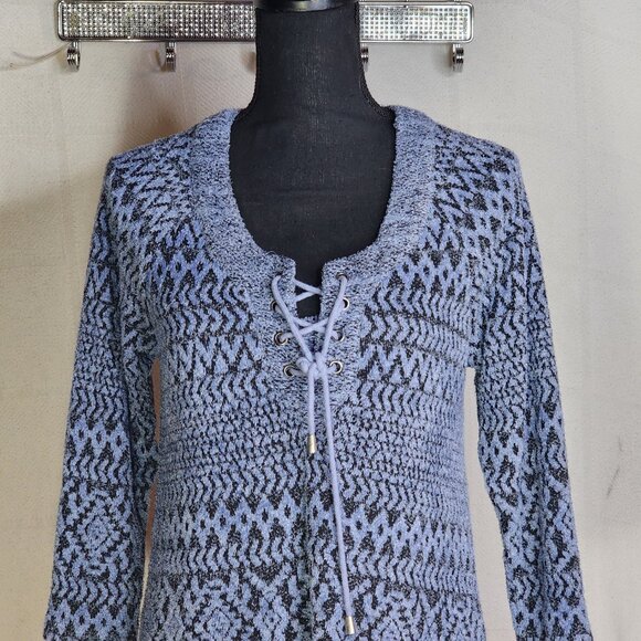 One World Periwinkle Black Mix Pattern 3/4 Sleeve Poly Lace Up Front Top Size S - Picture 3 of 16